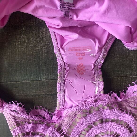 PQ Fanned Lace Bikini Bottoms NWOT - Picture 6 of 7